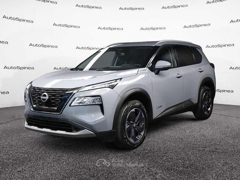 Usata Nissan X-Trail N-Connecta 213 CV (156 kW) 2025 Grigio SUV