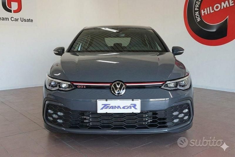Usata VW Golf VIII GTI 245 CV (180 kW) 2023 Grigio scuro Berlina