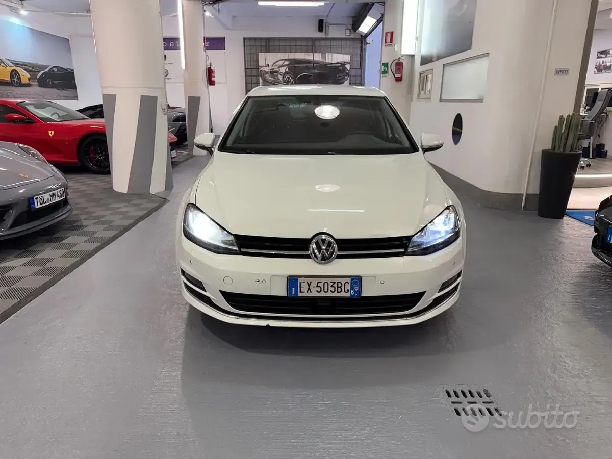 Usata VW Golf VII Highline 110 CV (80 kW) 2014 Bianco Berlina