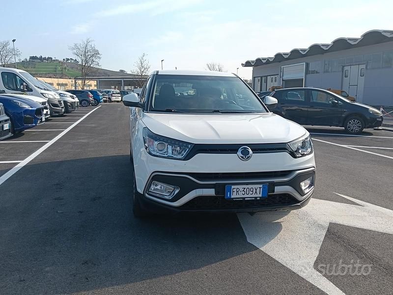 Usata SsangYong XLV 115 CV (84 kW) 2018 Bianco SUV
