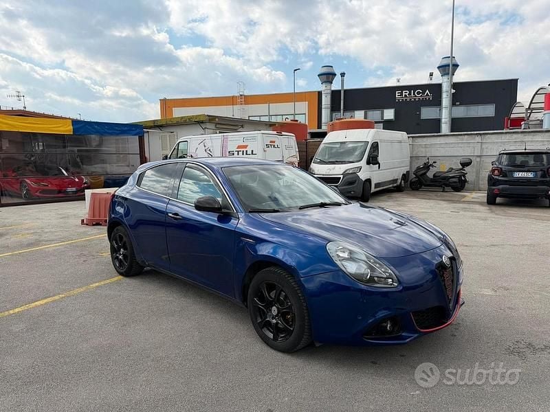 Usata Alfa Romeo Giulietta 105 CV (77 kW) 2015 Blu Utilitaria