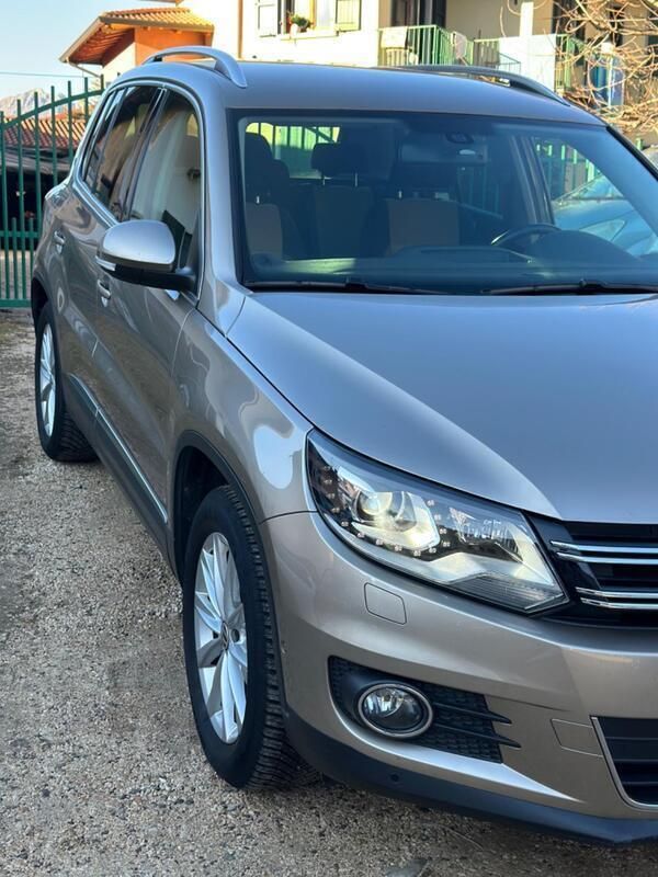Usata VW Tiguan Sport 140 CV (102 kW) 2013 Grigio SUV