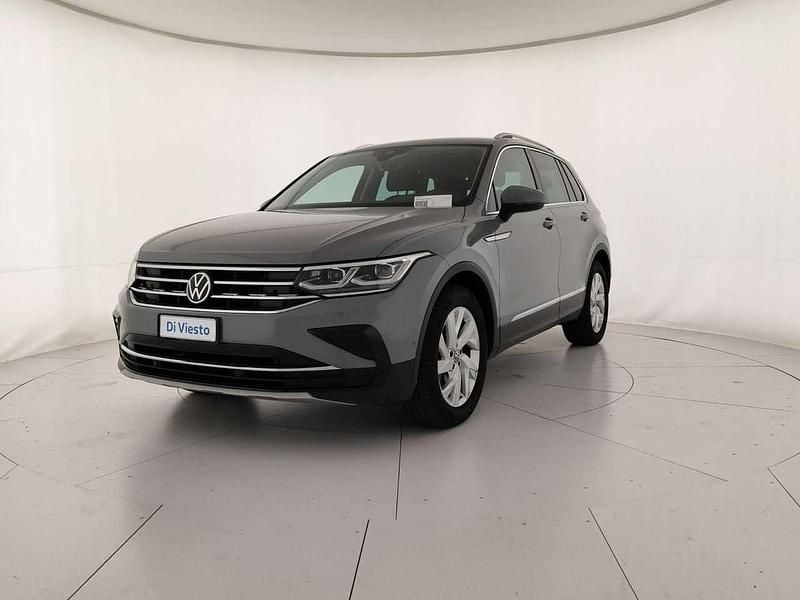 Usata VW Tiguan Elegance 150 CV (110 kW) 2021 Moonstone grey SUV