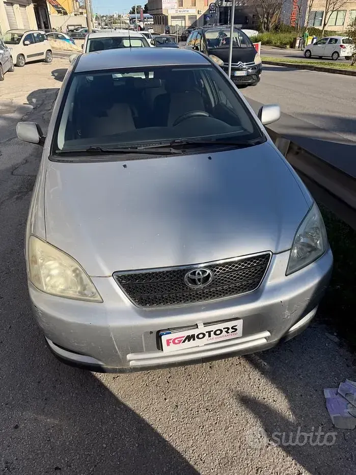 Usata Toyota Corolla 116 CV (85 kW) 2003 Grigio Berlina