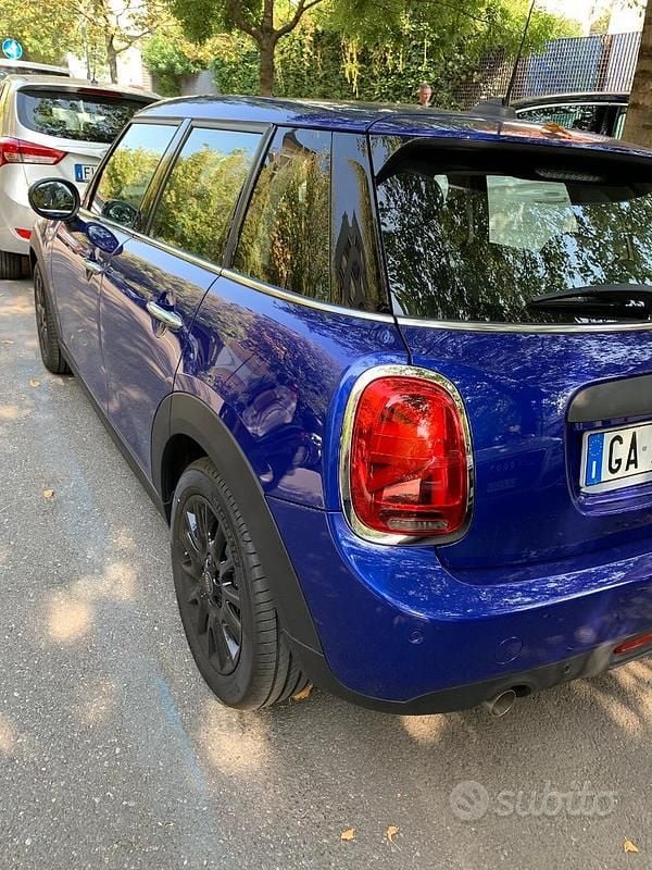 Usata Mini ONE 102 CV (75 kW) 2020 Blu Utilitaria