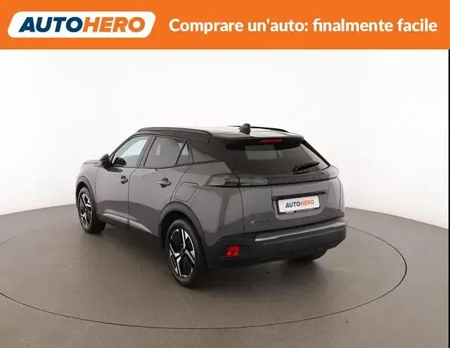 Usata Peugeot e-2008 GT 114 kW (156 CV) 2024 Grigio SUV
