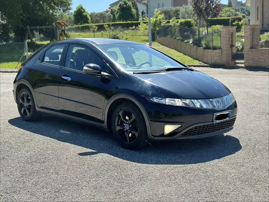 Usata Honda Civic Elegance 83 CV (61 kW) 2007 Berlina