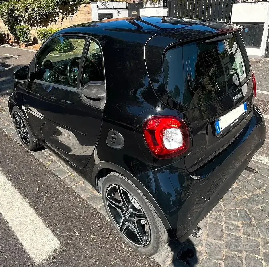 Usata Smart ForTwo Coupé Passion 90 CV (66 kW) 2018 Nero Coupé