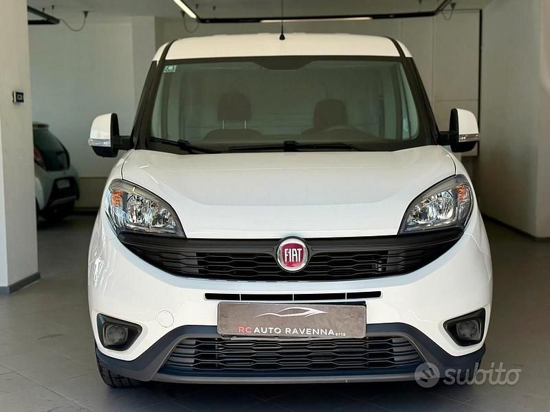 Usata Fiat Doblò 120 CV (88 kW) 2018 Bianco Monovolume