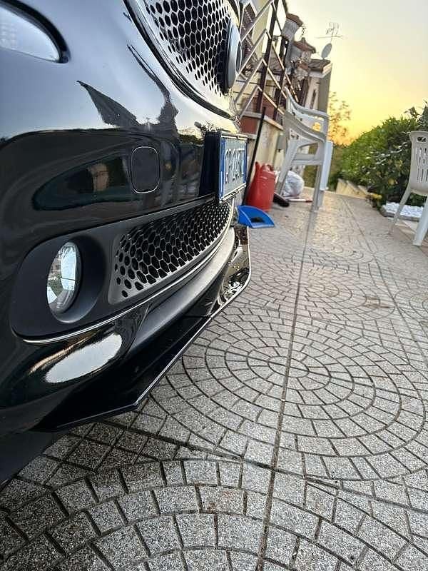 Usata Smart ForFour 71 CV (52 kW) 2023 Nero Utilitaria