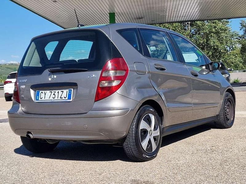 Usata Mercedes A180 Classic 109 CV (80 kW) 2006 Beige Monovolume