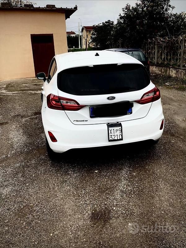 Usata Ford Fiesta Titanium 75 CV (55 kW) 2019 Bianco Berlina