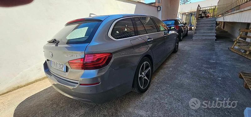 Begagnad BMW 525 Luxury Line 218 HK (160 kW) 2014 Grå Sedan