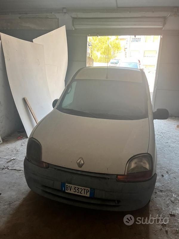Usata 1999 Renault Kangoo Monovolume | 1500 € (Ottimo prezzo) - Immagine 1/3