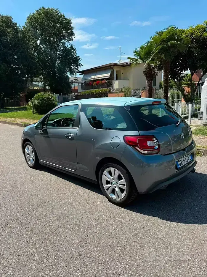 Usata Citroën DS3 95 CV (69 kW) 2010 Grigio Utilitaria