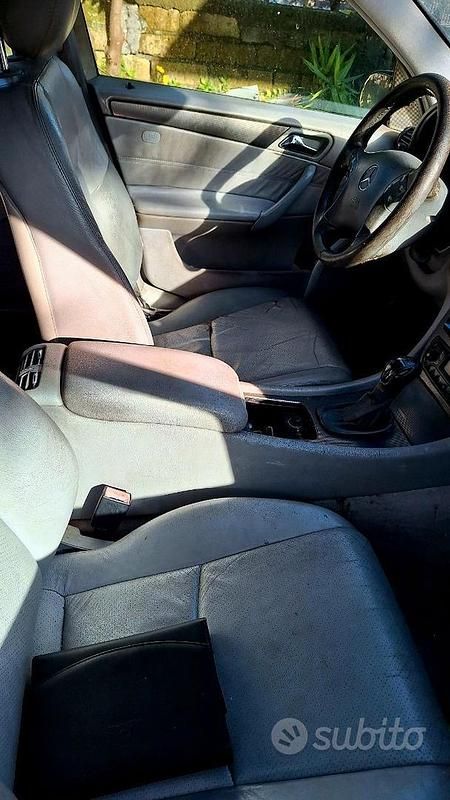 Usata Mercedes C200 2000 Blu Berlina