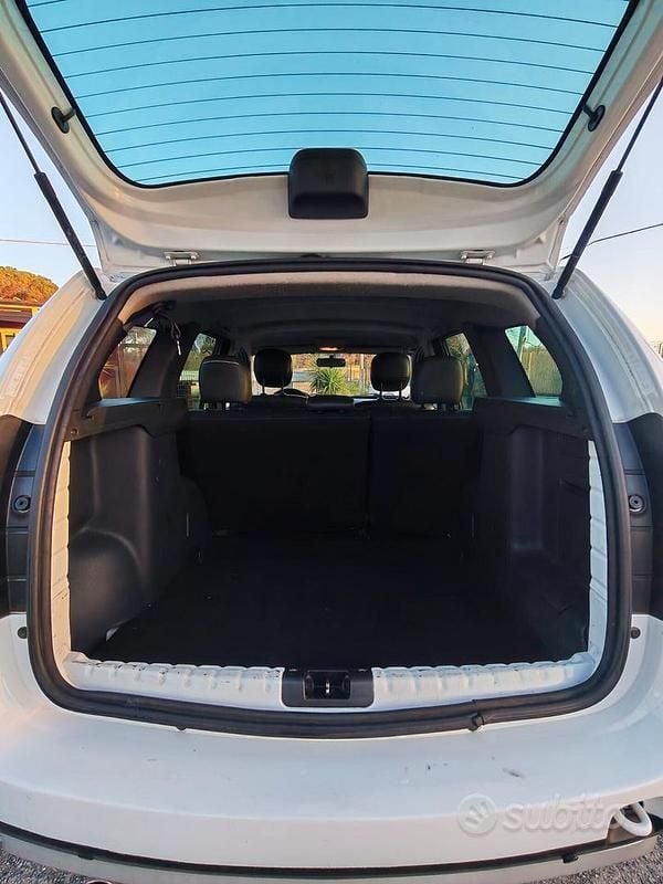 Usata Dacia Duster 105 CV (77 kW) 2012 Bianco SUV