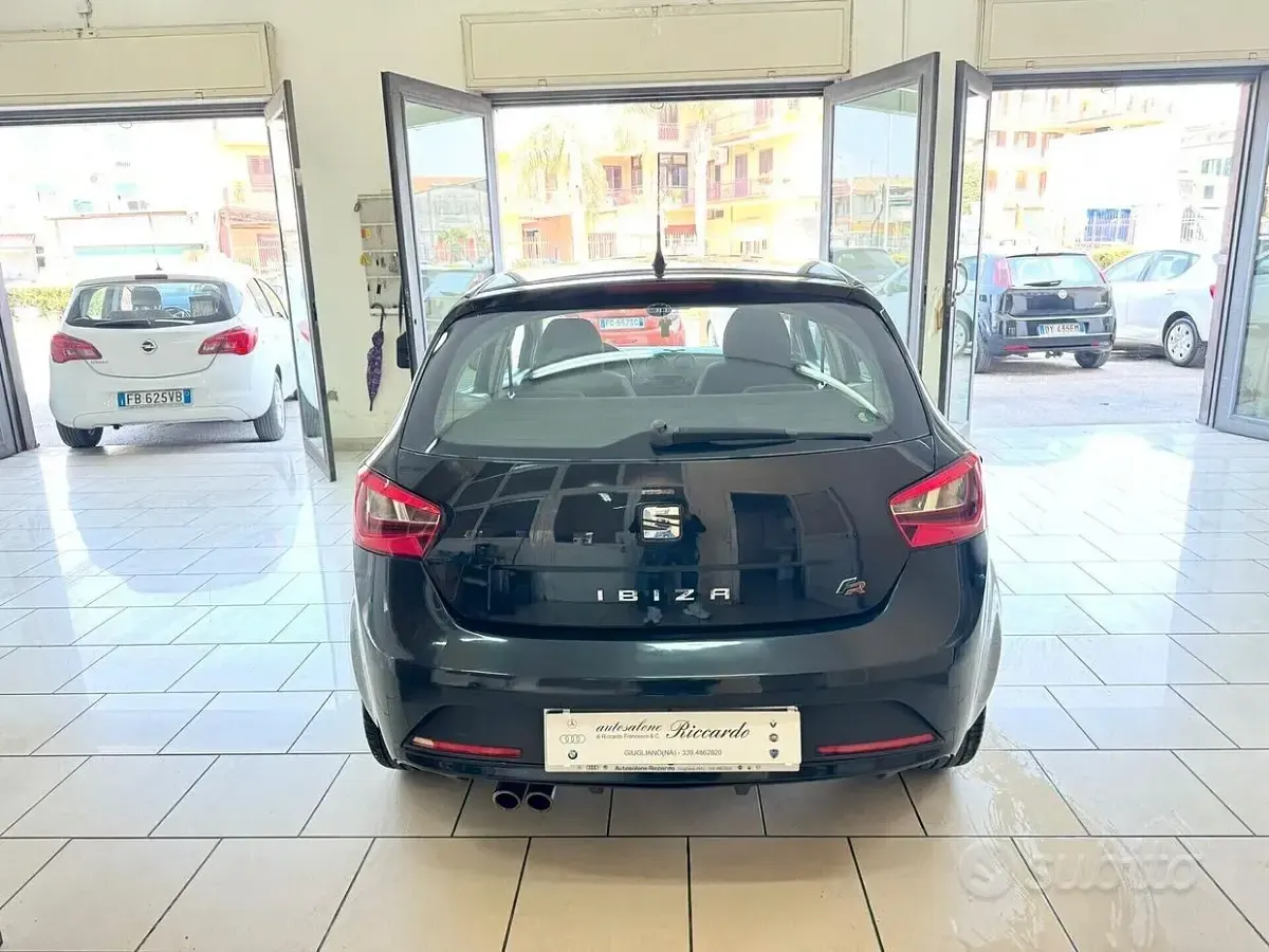 Usata Seat Ibiza FR 90 CV (66 kW) 2014 Nero Berlina