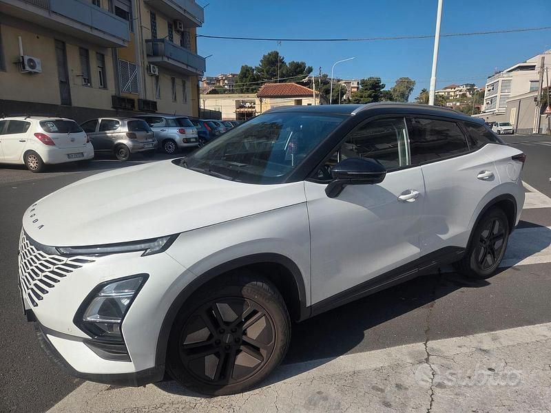 Usata Omoda 5 147 CV (108 kW) 2025 Bianco SUV