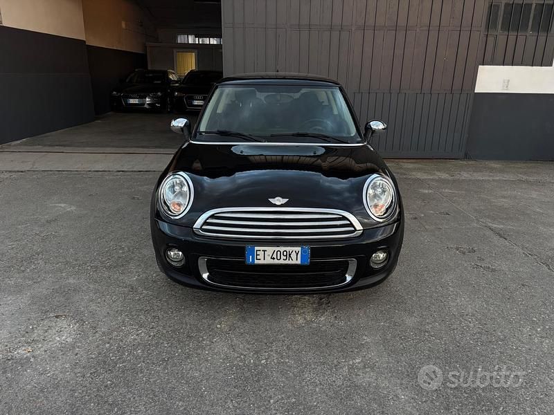 Begagnad Mini One D 90 HK (66 kW) 2013 Svart Halvkombi