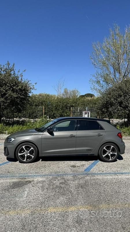 Usata Audi A1 Sportback S-Line 110 CV (80 kW) 2022 Grigio Utilitaria
