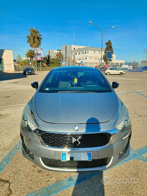 Usata DS Automobiles DS5 Performance 181 CV (133 kW) 2018 Grigio Utilitaria