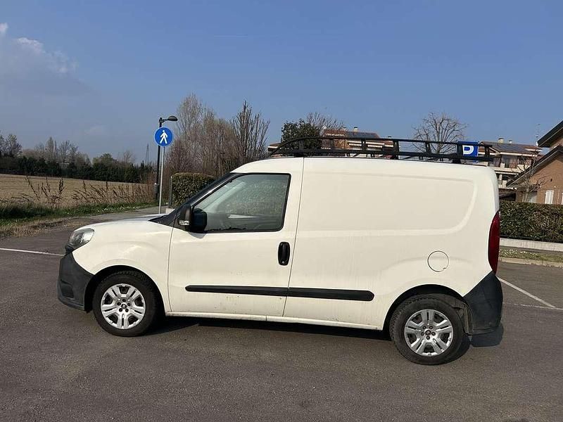 Usata Fiat Doblò 90 CV (66 kW) 2016 Monovolume