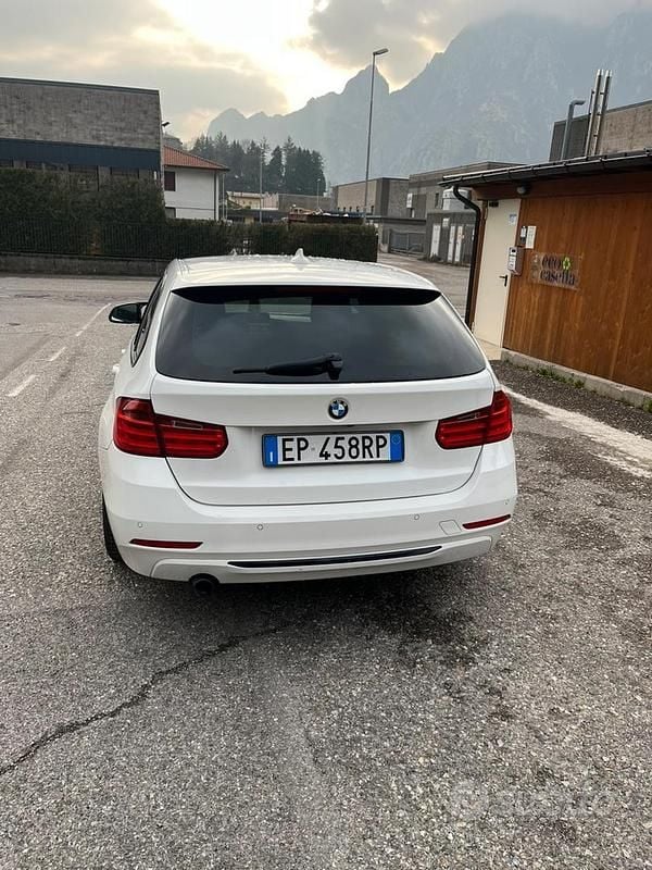 Usata BMW 316 Comfort Edition 116 CV (85 kW) 2012 Bianco Station wagon