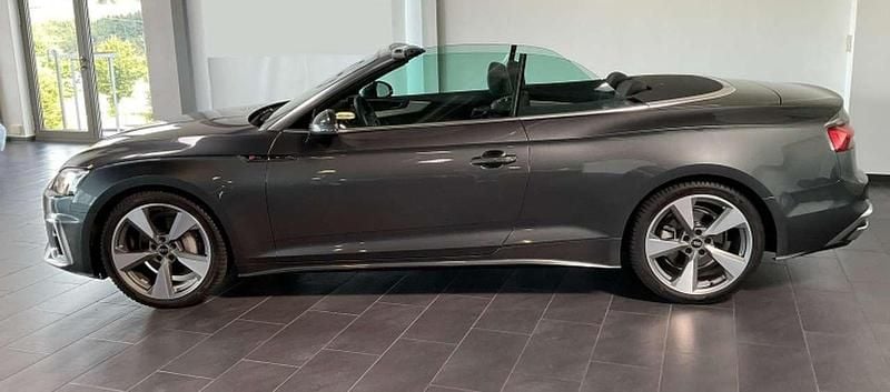 Usata Audi A5 Cabriolet S-Line 204 CV (150 kW) 2023 Grigio Cabrio