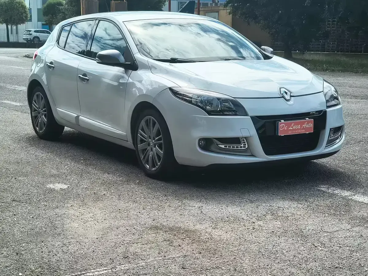 Usata Renault Mégane GT Line GT-Line 116 CV (85 kW) 2012 Bianco Berlina