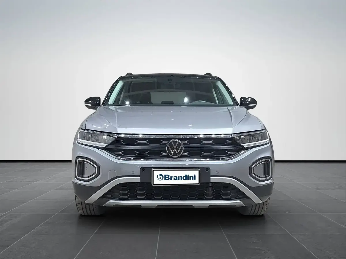 Usata VW T-Roc Edition 116 CV (85 kW) 2024 Argento SUV