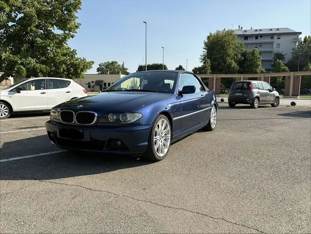 Usata BMW 318 Cabriolet Efficient Dynamics 143 CV (105 kW) 2004 Cabrio