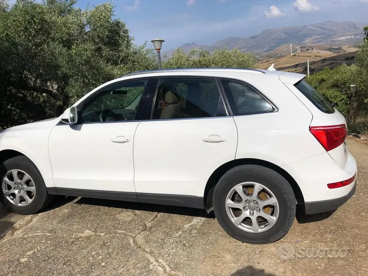 Usata Audi Q5 170 CV (125 kW) 2009 Bianco SUV