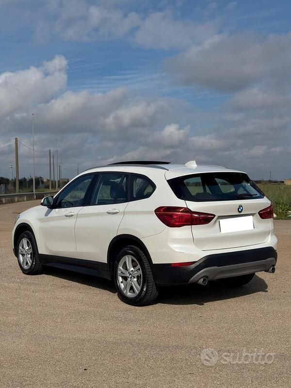 Usata BMW X1 Efficient Dynamics 190 CV (139 kW) 2016 Bianco SUV