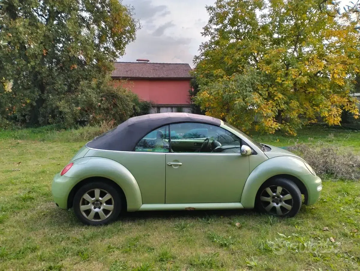 Usata VW New Beetle 102 CV (75 kW) 2004 Utilitaria