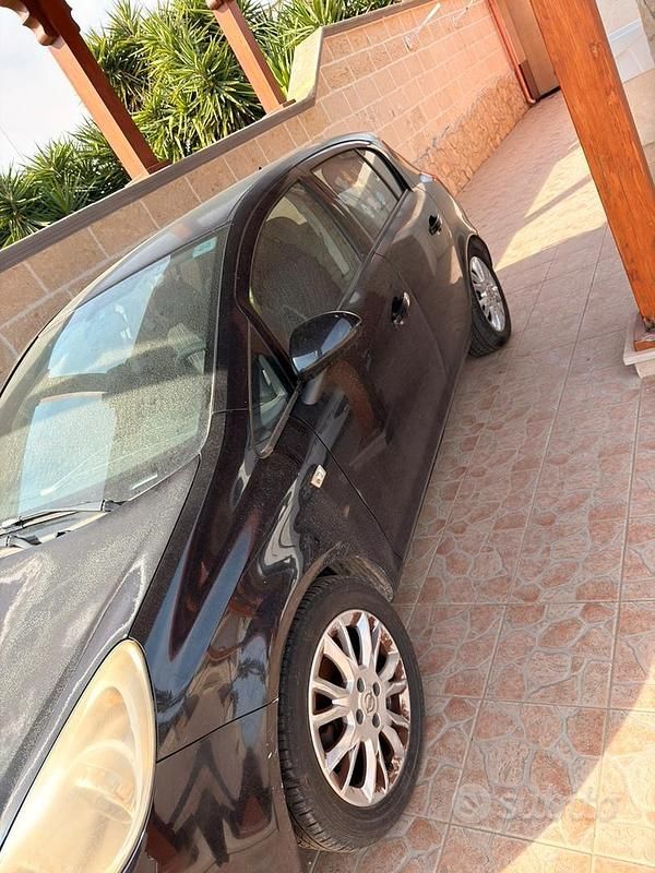 Usata Opel Corsa 80 CV (58 kW) 2008 Nero Utilitaria