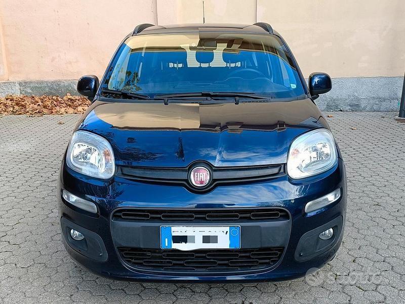 Blu Usata 2018 Fiat Panda Lounge Tre volumi | 10.490 € (Cara) - Immagine 1/4