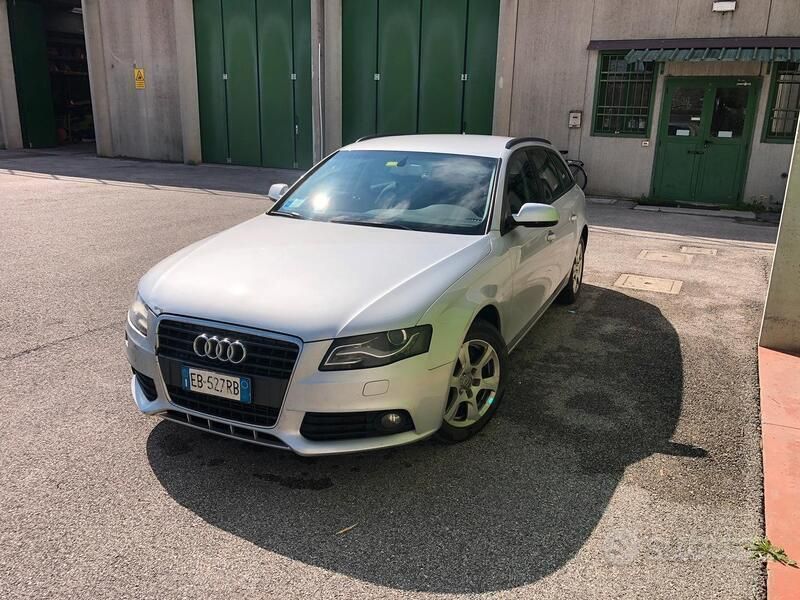 Usata Audi A4 120 CV (88 kW) 2010 Grigio Station wagon