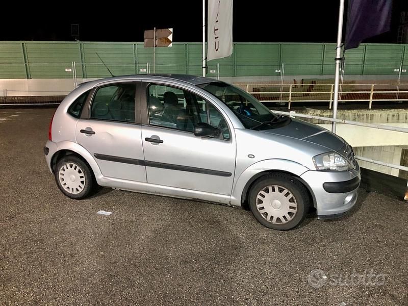 Usata Citroën C3 90 CV (66 kW) 2002 Grigio Berlina