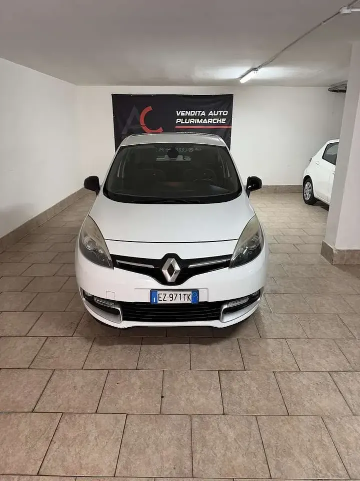 Usata Renault Scenic E-Tech LIMITED 110 CV (80 kW) 2015 Other Monovolume