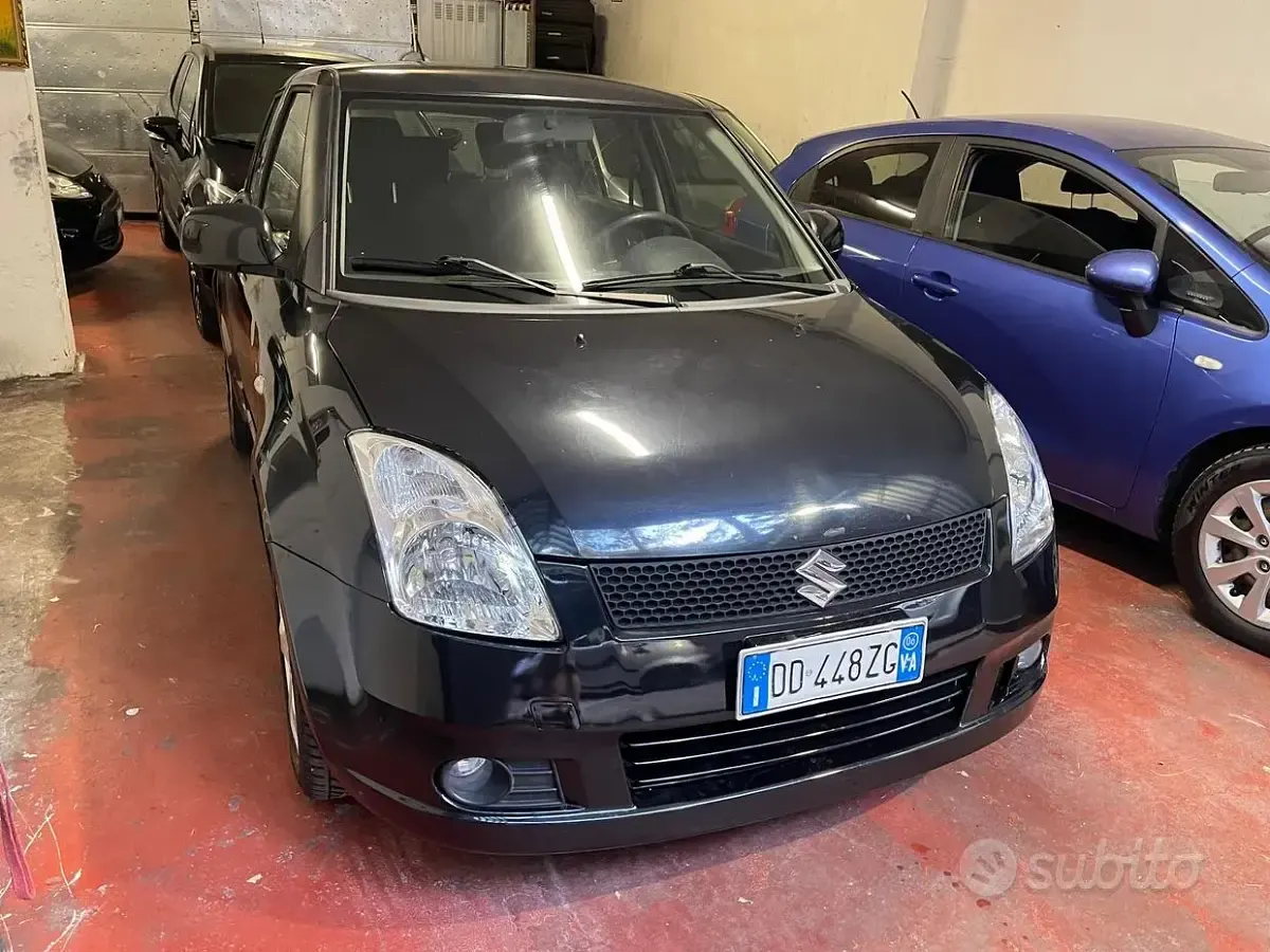 Usata Suzuki Swift GL 92 CV (67 kW) 2006 Nero Utilitaria