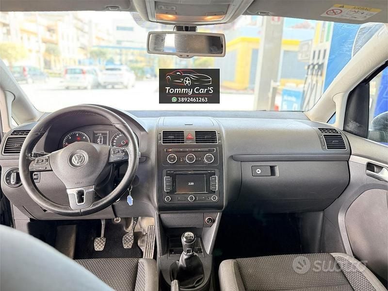 Usata VW Touran 105 CV (77 kW) 2016 Nero Monovolume