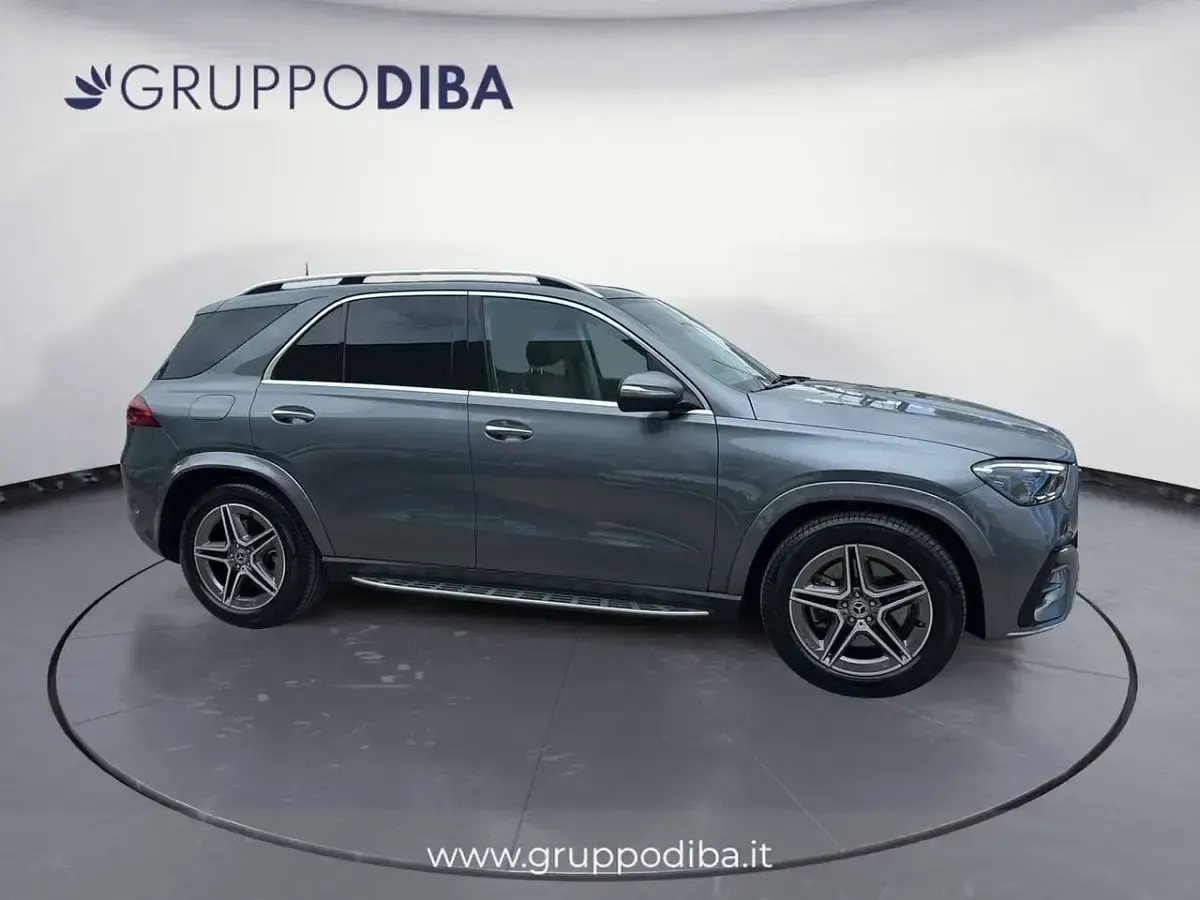 Usata Mercedes GLE300 AMG Line Premium Plus 269 CV (197 kW) 2024 Grigio SUV