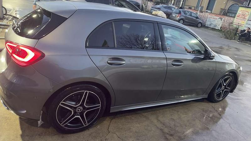 Usata 2021 Mercedes A180 Premium Tre volumi | 25.000 € (Super prezzo) - Immagine 1/4