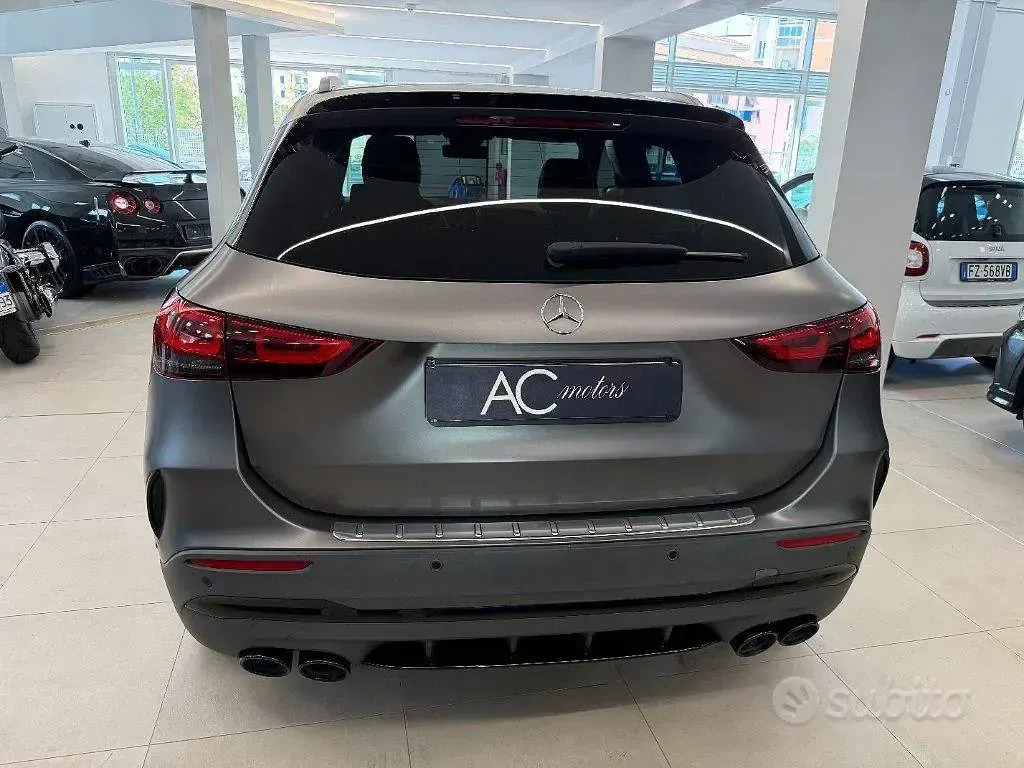 Usata Mercedes GLA200 Premium 150 CV (110 kW) 2022 Grigio scuro SUV
