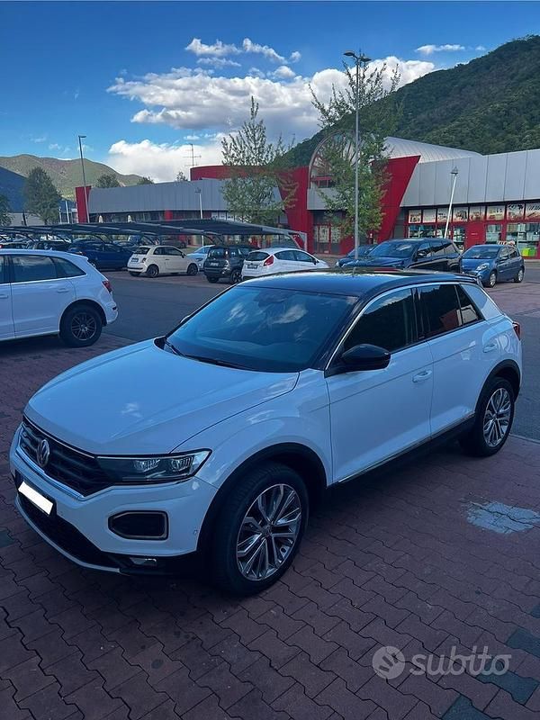 Usata VW T-Roc 116 CV (85 kW) 2019 Bianco SUV