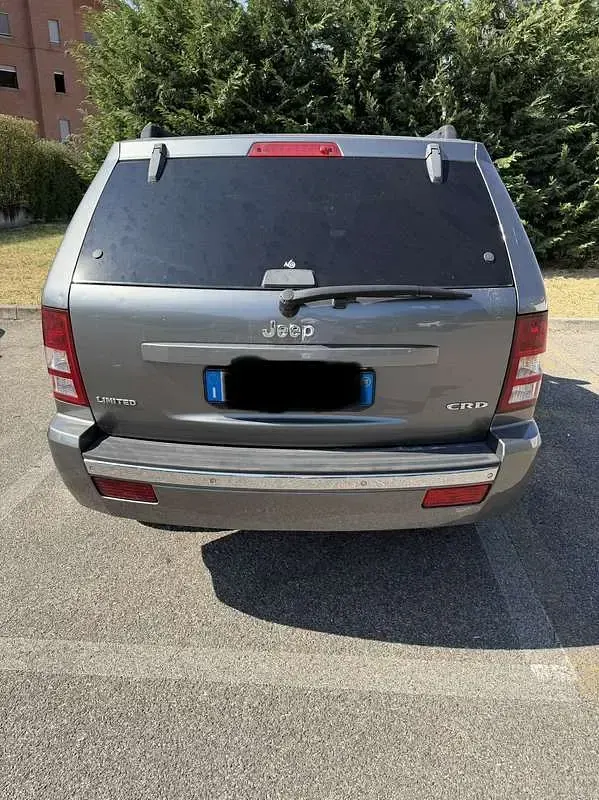 Usata Jeep Grand Cherokee Limited 218 CV (160 kW) 2008 Grigio SUV