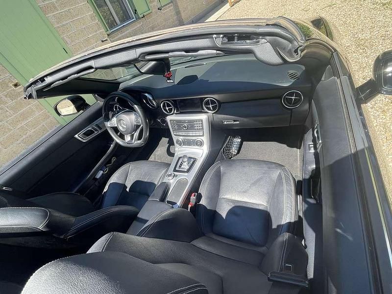 Usata Mercedes SLC200 AMG line 184 CV (135 kW) 2016 Nero