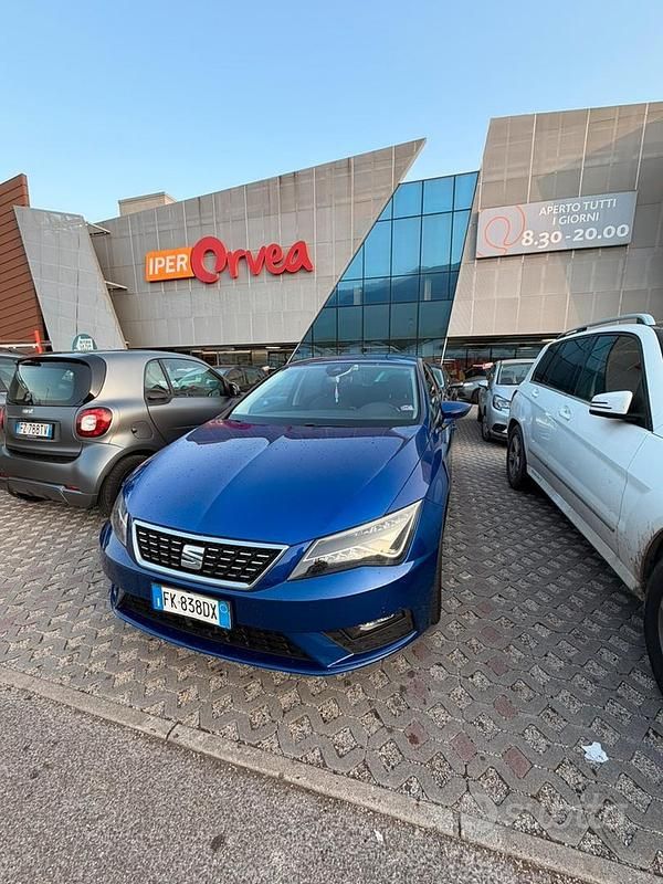 Usata Seat Leon 2017 Blu Berlina