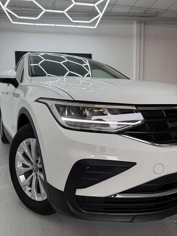 Usata VW Tiguan Life 150 CV (110 kW) 2024 Bianco SUV